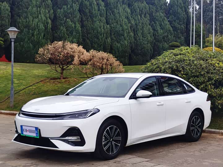 Фото 1 - Geely Galaxy A7