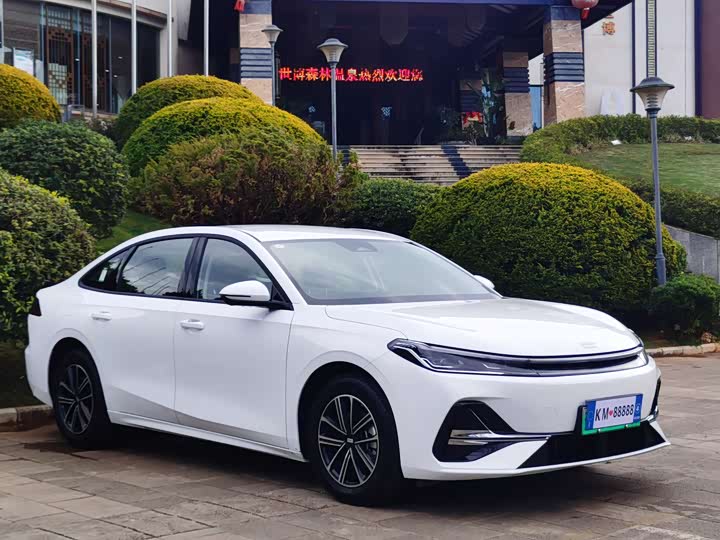 Фото 3 - Geely Galaxy A7