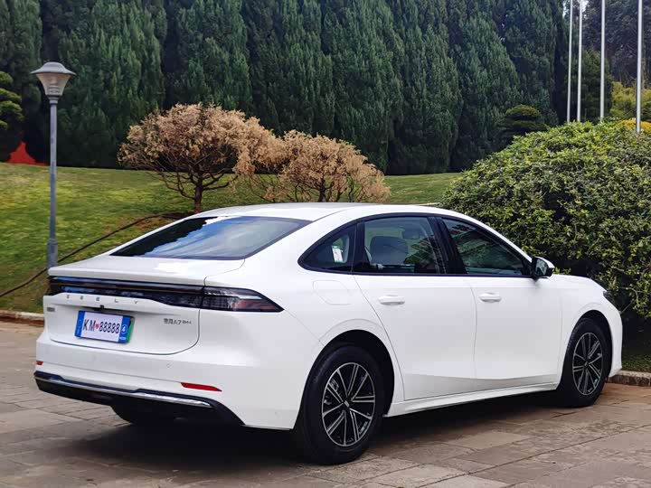 Фото 8 - Geely Galaxy A7