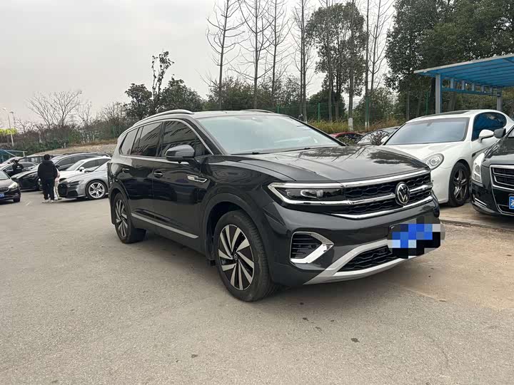 Фото 9 - Volkswagen Talagon