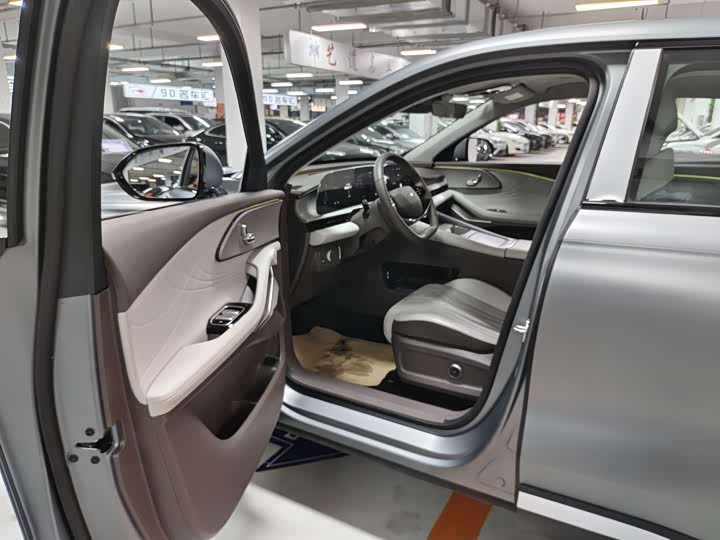 Фото 8 - Exeed RX C-DM Hybrid