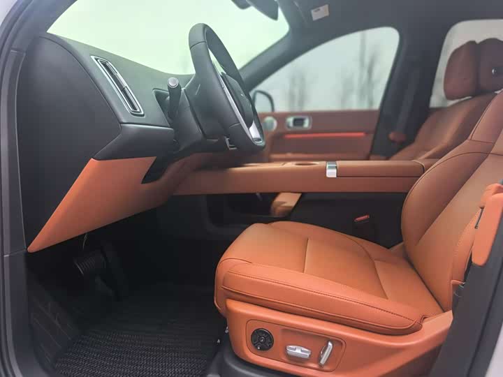 Photo 4 - LiXiang L6