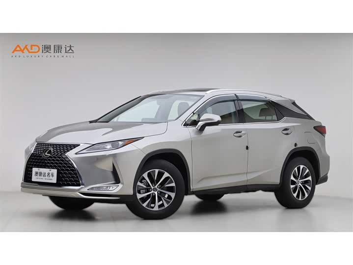 Фото 1 - Lexus RX