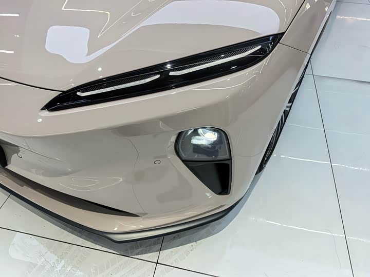 Фото 3 - Nio ET5