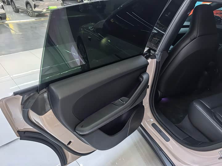 Фото 9 - Nio ET5