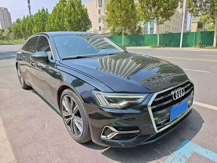 Фото 3 - Audi A6L