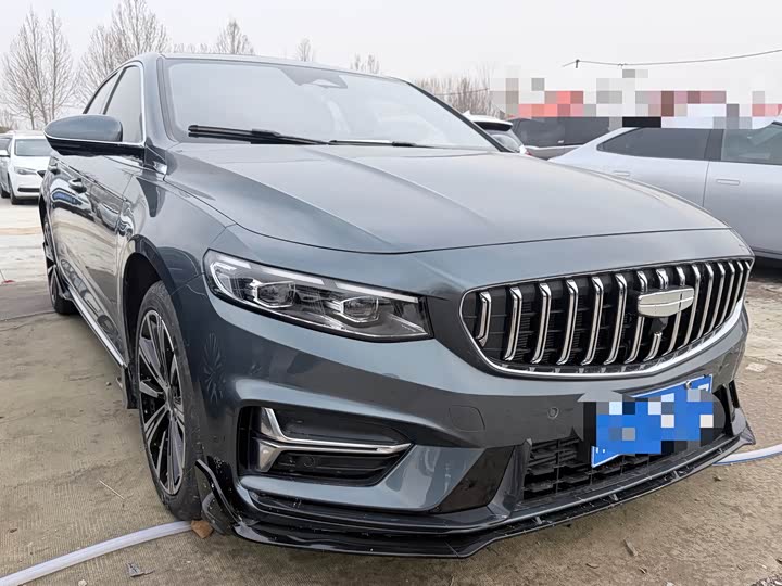 Фото 3 - Geely Preface