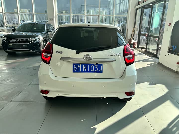 Фото 4 - Toyota Vios FS