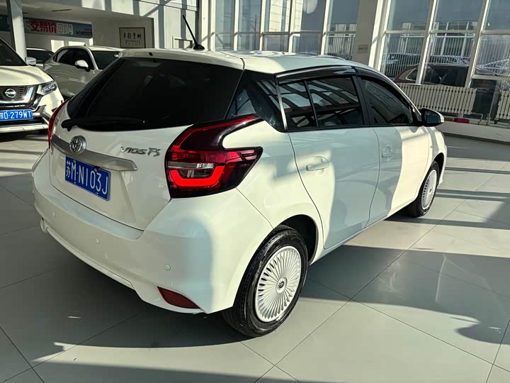 Фото 6 - Toyota Vios FS