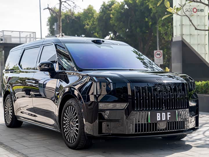 Фото 3 - Zeekr 009