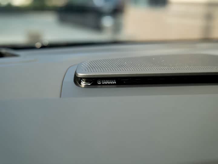 Фото 9 - Zeekr 009