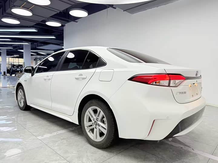 Фото 4 - Toyota Levin