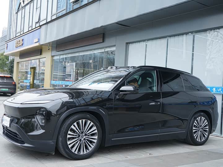 Фото 2 - Nio ES7