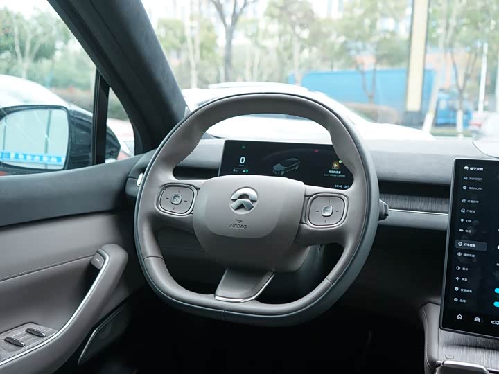 Фото 6 - Nio ES7