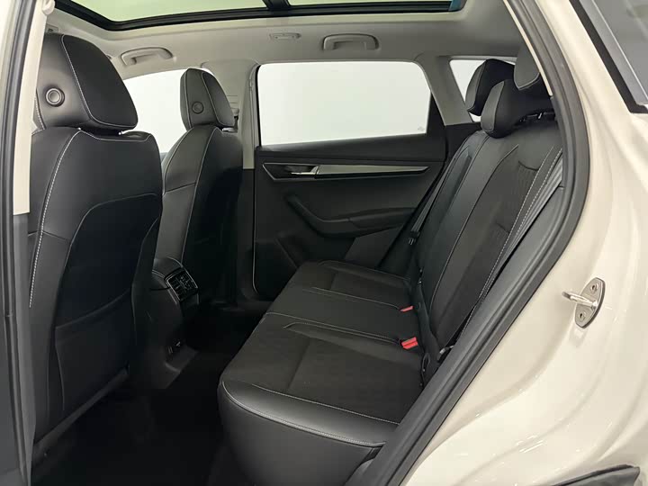 Photo 7 - Skoda Karoq