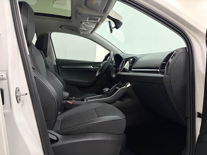 Photo 8 - Skoda Karoq