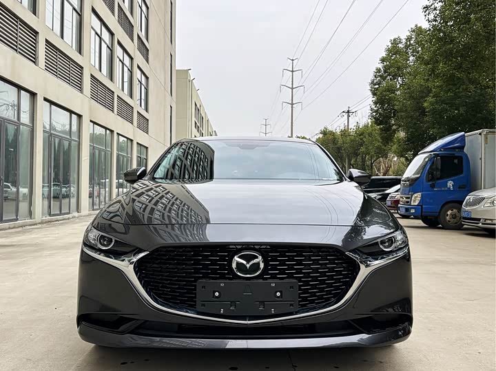 Фото 2 - Mazda 3 (Axela)