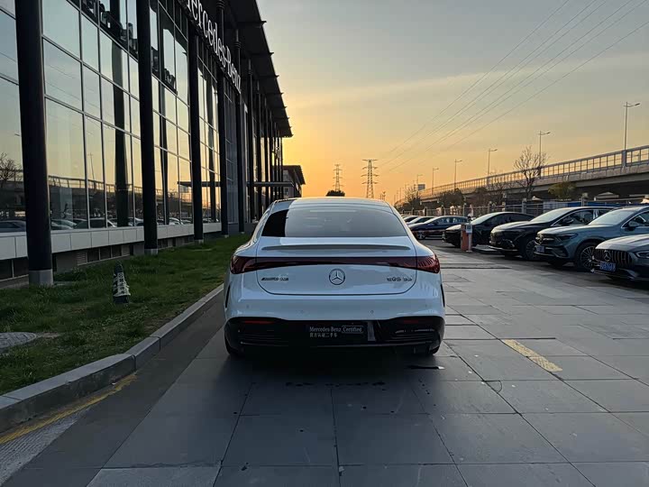 Фото 6 - Mercedes-Benz EQS AMG