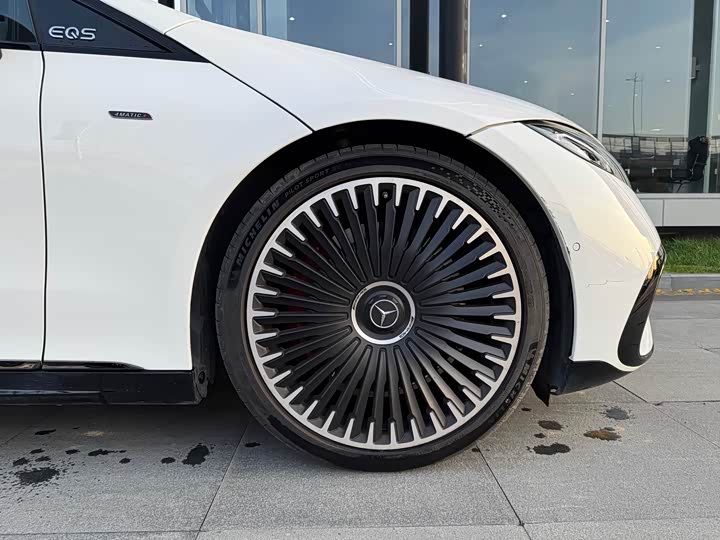 Фото 7 - Mercedes-Benz EQS AMG