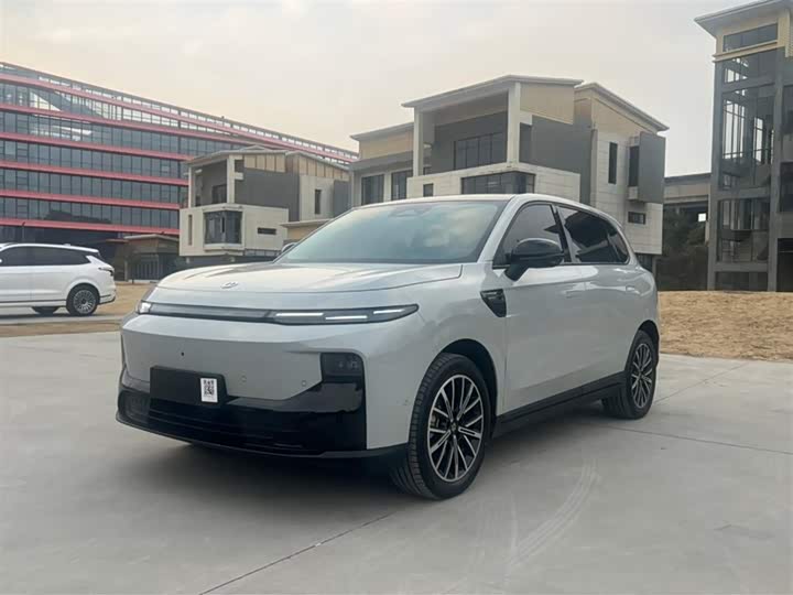 Фото 1 - Leapmotor B10