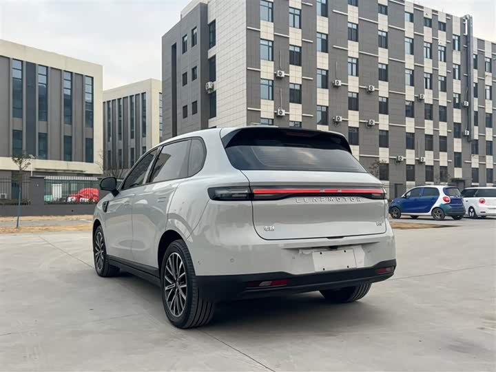 Фото 7 - Leapmotor B10