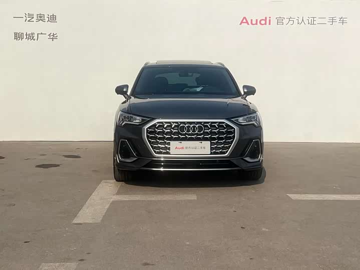 Фото 2 - Audi Q3