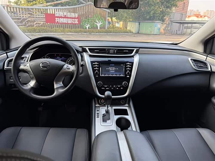 Фото 9 - Nissan Murano