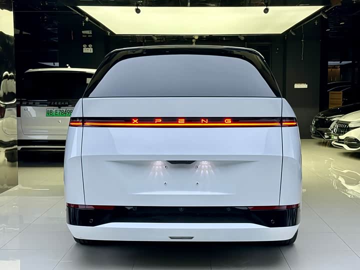 Фото 5 - XPeng X9