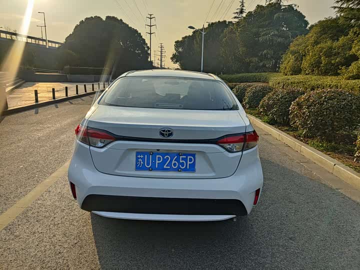 Фото 5 - Toyota Levin