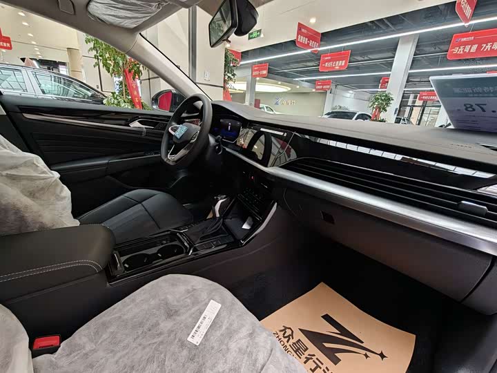 Фото 7 - Volkswagen Passat Hybrid