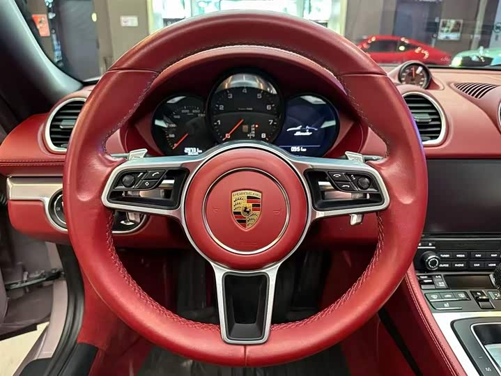 Фото 8 - Porsche 718