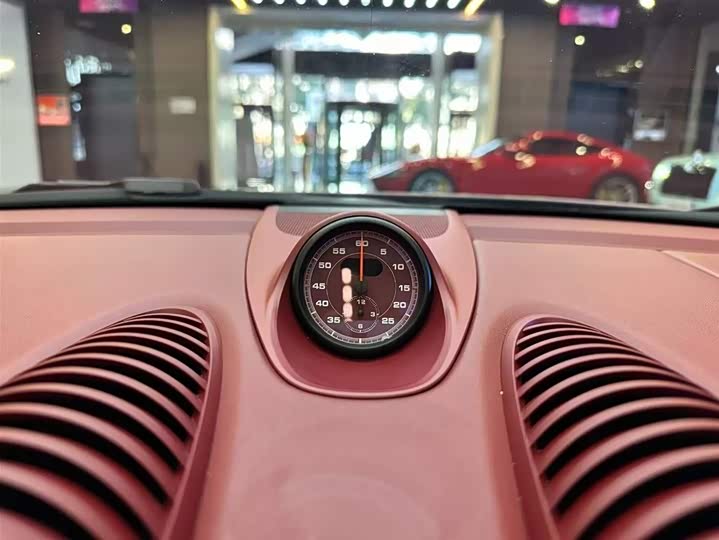 Фото 9 - Porsche 718