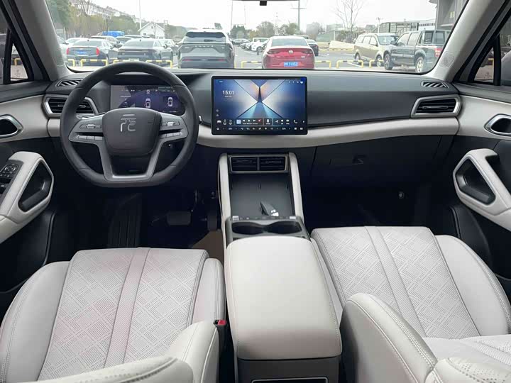 Фото 9 - BYD Yuan Up