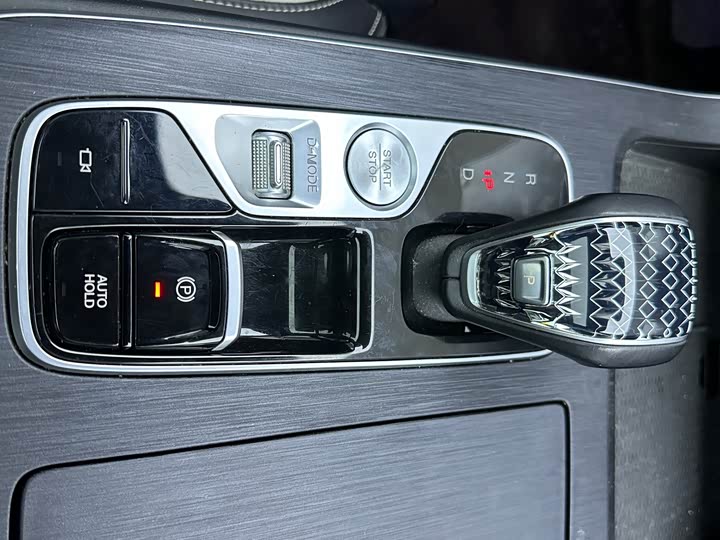 Фото 9 - GAC Trumpchi GS8