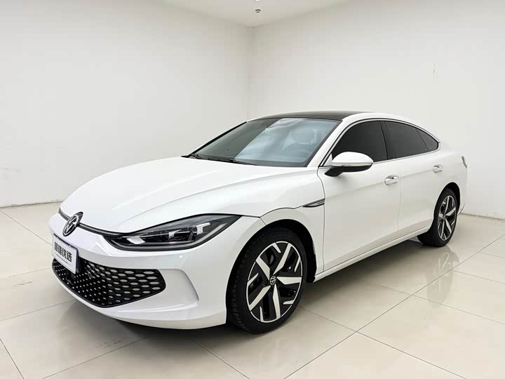 Фото 1 - Volkswagen Lamando L