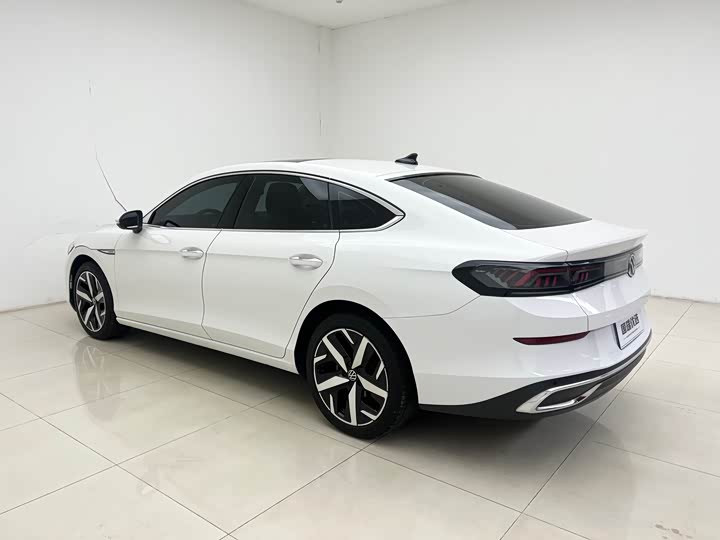 Фото 4 - Volkswagen Lamando L