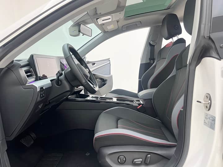 Фото 7 - Volkswagen Lamando L