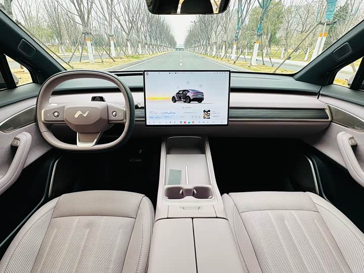 Фото 9 - Nio Onvo L60