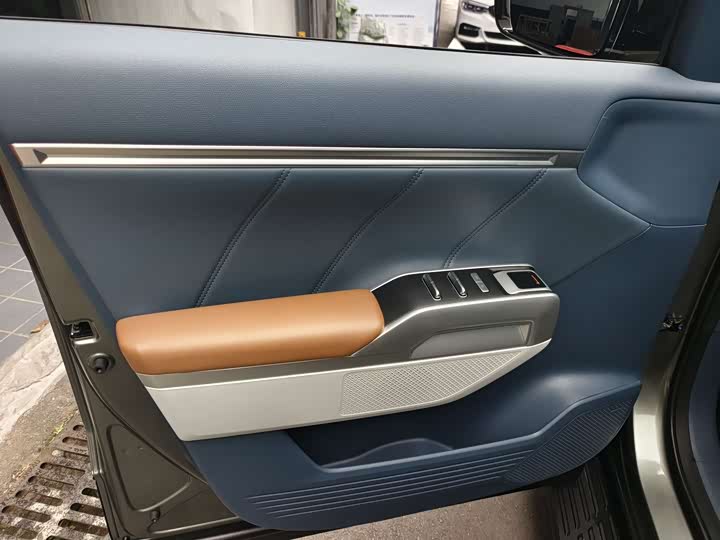 Фото 7 - Changan Deepal G318