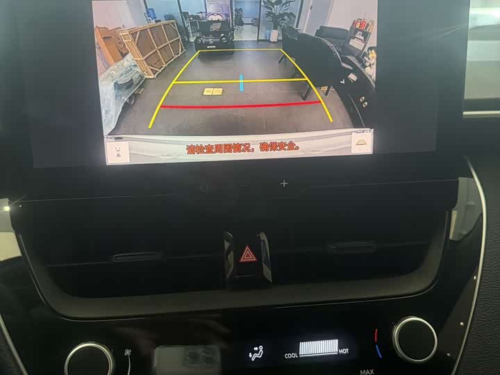 Фото 9 - Toyota Corolla