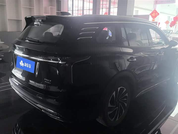 Фото 3 - Hongqi HS7 Hybrid