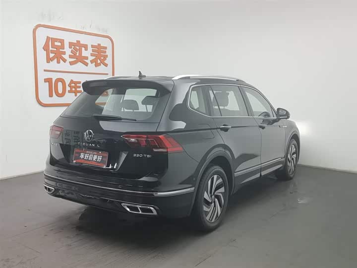 Фото 2 - Volkswagen Tiguan L Pro