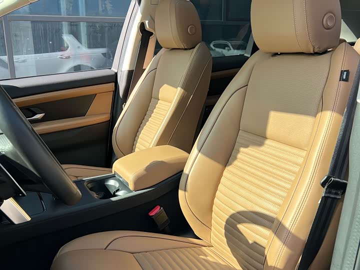 Фото 8 - Land Rover Discovery Sport