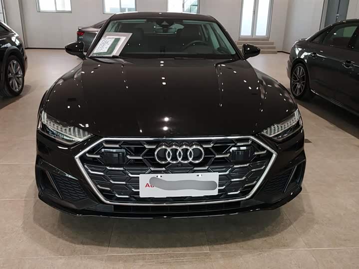 Фото 2 - Audi A7