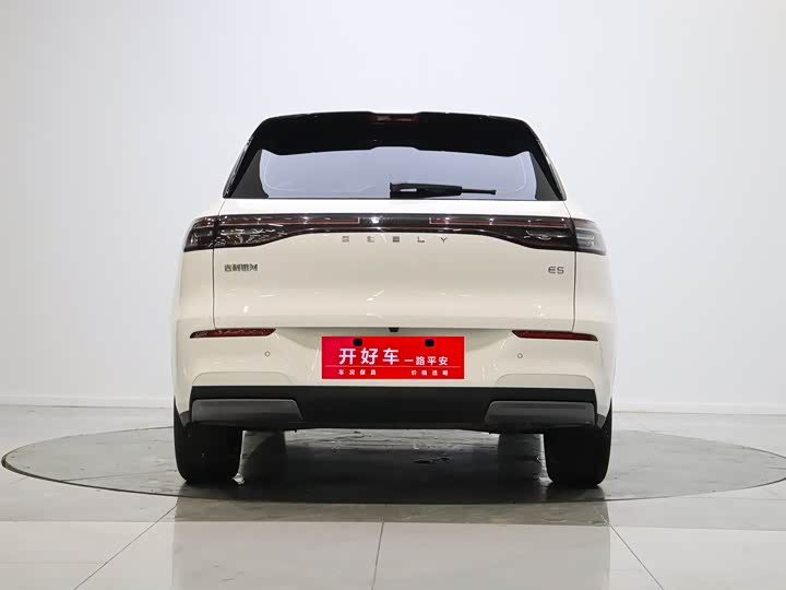 Фото 4 - Geely Galaxy E5