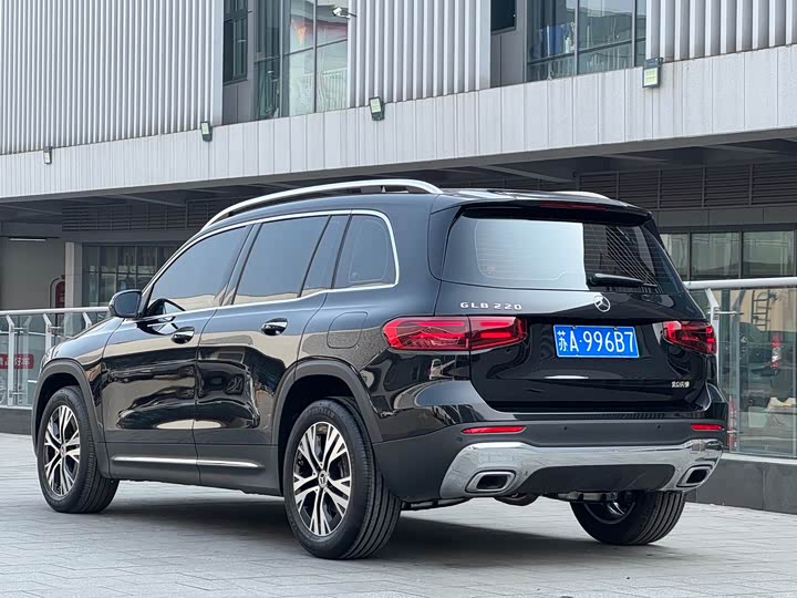 Фото 6 - Mercedes-Benz GLB-Class