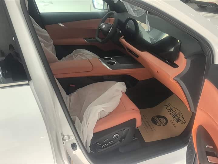 Фото 8 - Changan CS75 Plus