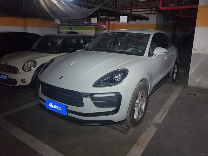 Фото 1 - Porsche Macan