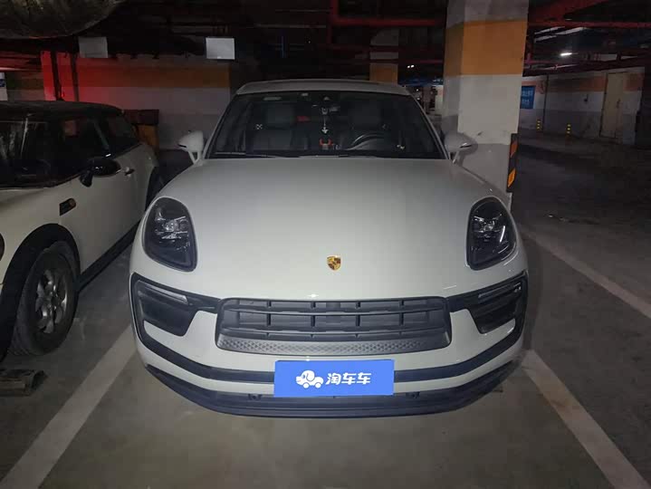 Фото 2 - Porsche Macan