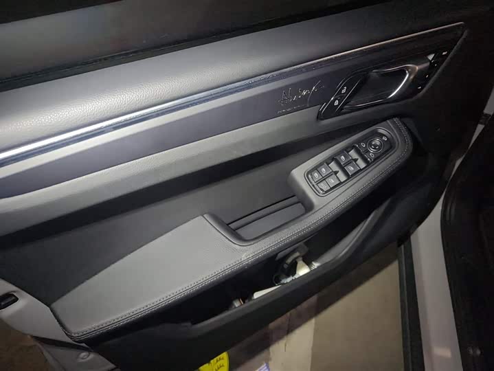 Фото 7 - Porsche Macan